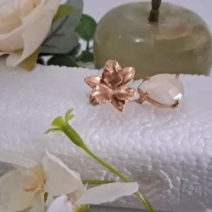 Anel duplo flor e pedra de cristal
